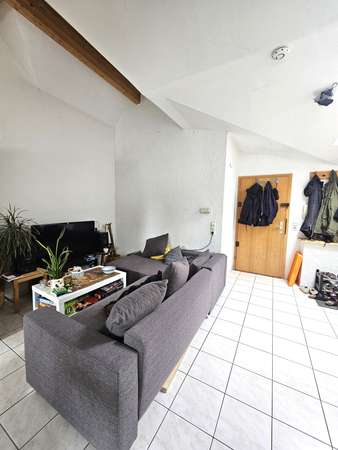 Zentral gelegenes WG-Zimmer mit gemeinschaftlicher Bad-/Küchennutzung in LB-Sonnenberg
